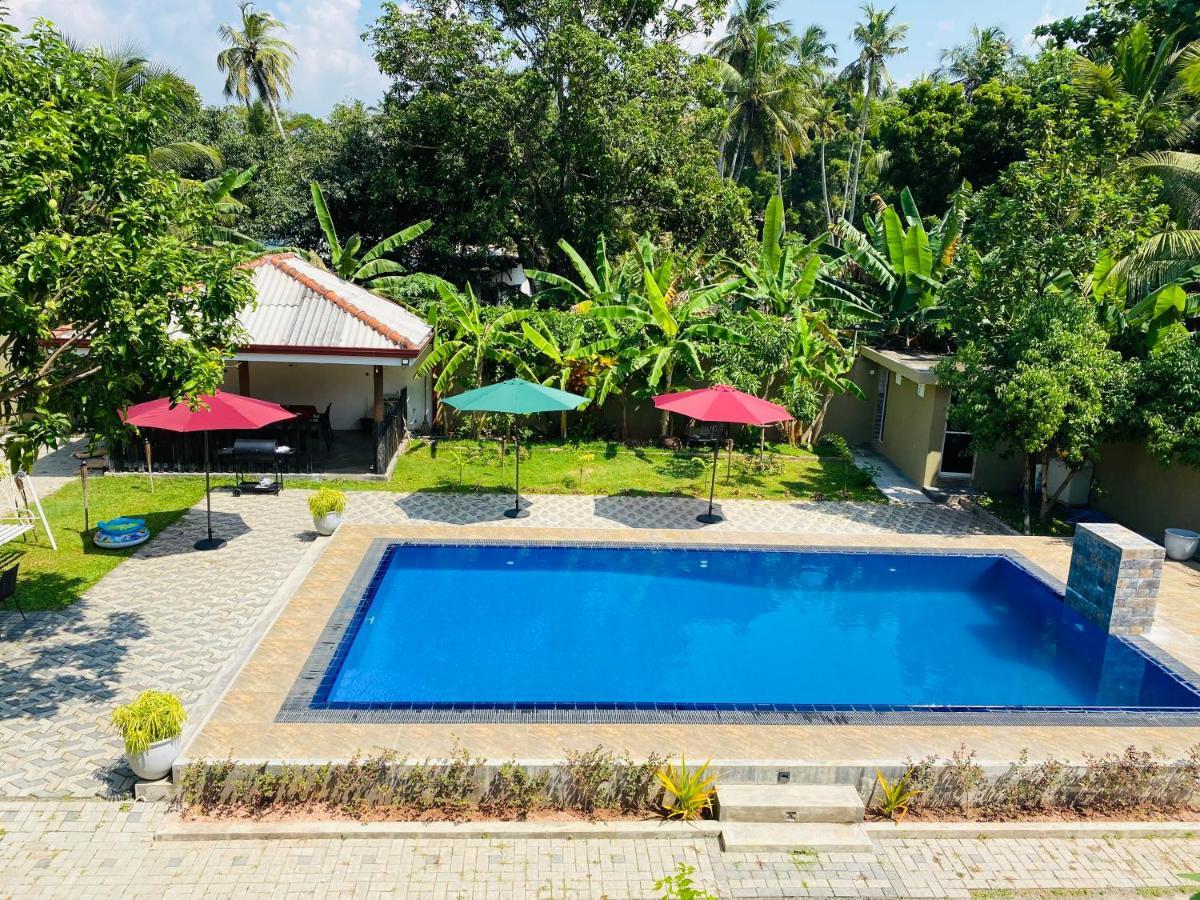 The Kingslayer Resort Negombo Eksteriør bilde