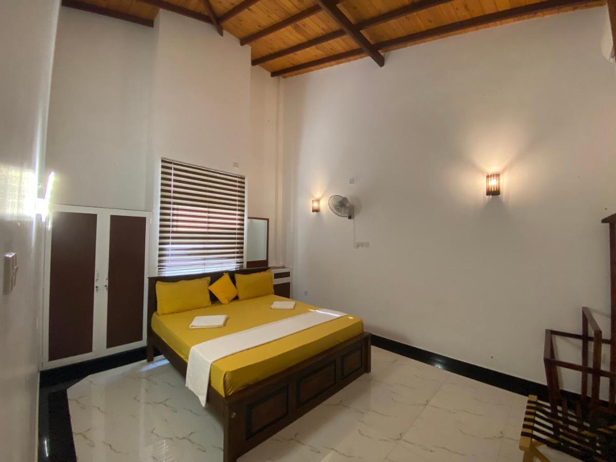 The Kingslayer Resort Negombo Eksteriør bilde
