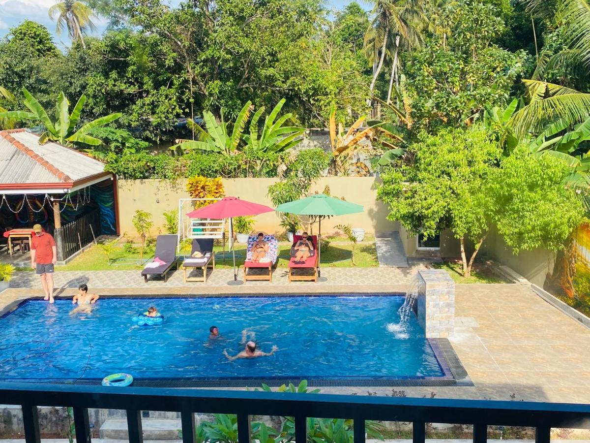 The Kingslayer Resort Negombo Eksteriør bilde